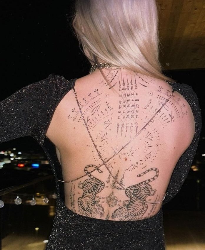 Streamer una perra exquisita y muy culona ia argentina #MiFJsVdP