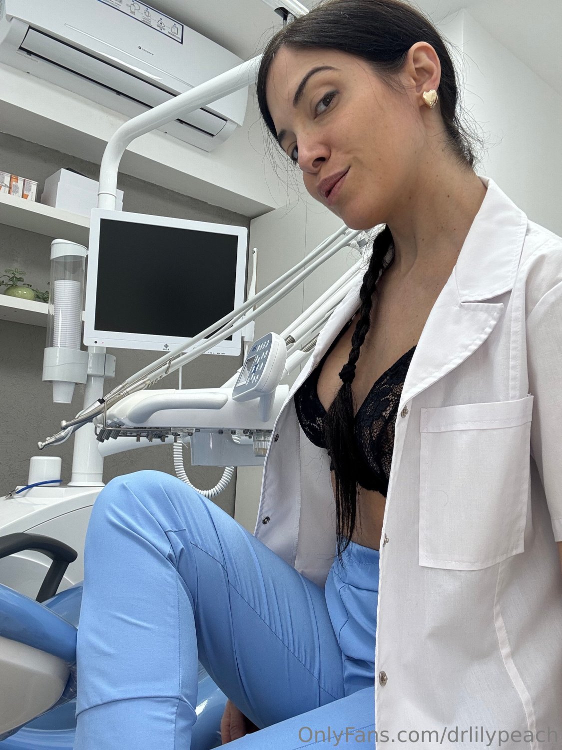 [Dentist] Lily 🦷 #Onloop9C